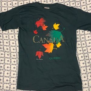 Vintage Quebec Canada T-shirt size medium